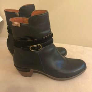 Women’s Pikolinos Black Ankle Leather Boots